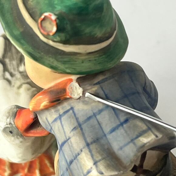 Goebel Hummel Barnyard Hero Figurine Little Boy Geese POOR #195 True Vtg Germany - Picture 12 of 14